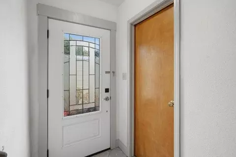 565 Crespi Dr, Pacifica, CA 94044 photo 6