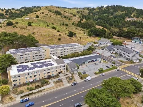 565 Crespi Dr, Pacifica, CA 94044 photo 35