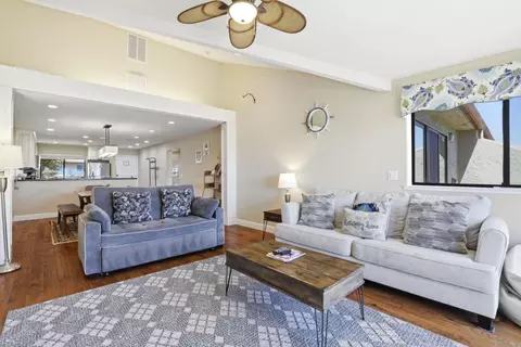 Living - 620 Seascape Resort Dr, Aptos, CA 95003 photo 2 of 7