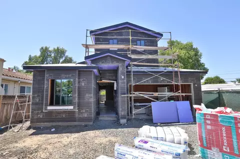 10337 Menhart Ln, Cupertino, CA 95014