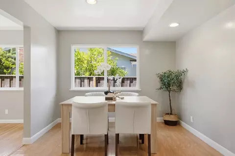 Dining - 847 Alderbrook Ln, Cupertino, CA 95014 photo 2 of 4