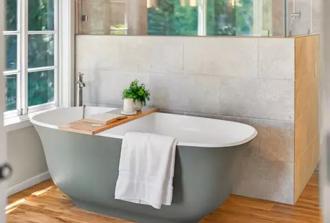 Bath - 2030 Sparrow Valley Rd, Aptos, CA 95003 photo 3 of 4