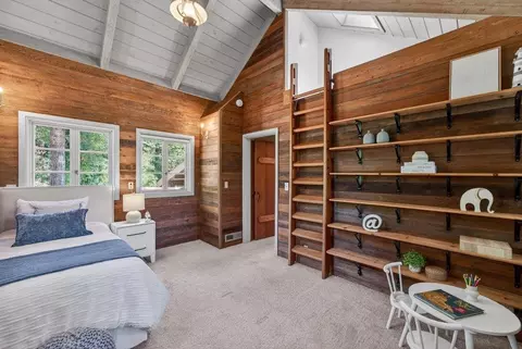 Bedroom - 2030 Sparrow Valley Rd, Aptos, CA 95003 photo 5 of 7