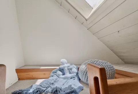 Bedroom - 2030 Sparrow Valley Rd, Aptos, CA 95003 photo 7 of 7