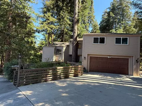 106 Carbonera Dr, Santa Cruz, CA 95060