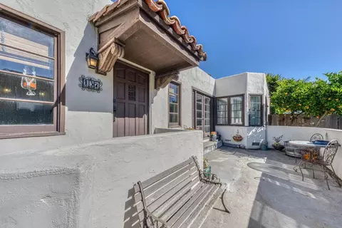 Exterior - 137 Maple St, Salinas, CA 93901 photo 5 of 12