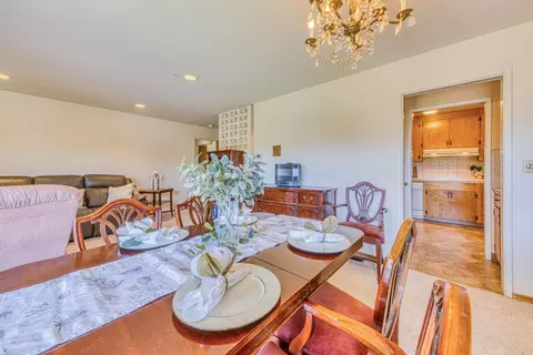 Dining - 628 Alameda Ave, Salinas, CA 93901 photo 3 of 6