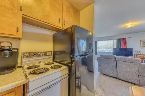 Kitchen - 628 Alameda Ave, Salinas, CA 93901 photo 6 of 6
