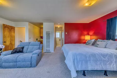 Bedroom - 628 Alameda Ave, Salinas, CA 93901 photo 10 of 10
