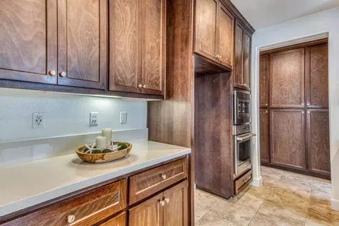 Kitchen - 2717 Parkview Way, Marina, CA 93933 photo 6 of 6