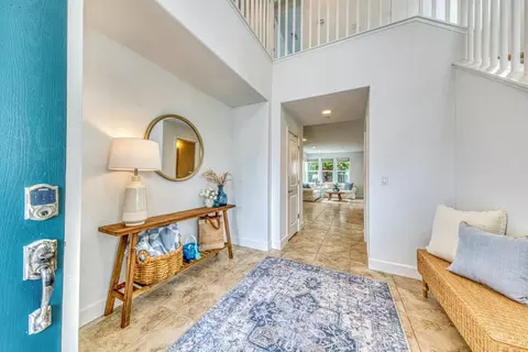 Entry Way - 2717 Parkview Way, Marina, CA 93933 photo 1 of 6