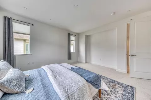 Bedroom - 2717 Parkview Way, Marina, CA 93933 photo 2 of 7