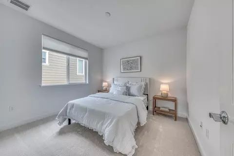 Bedroom - 2717 Parkview Way, Marina, CA 93933 photo 4 of 7