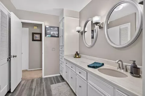 Bath - 1102 San Marcos Dr, Salinas, CA 93901 photo 2 of 4