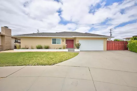 1102 San Marcos Dr, Salinas, CA 93901