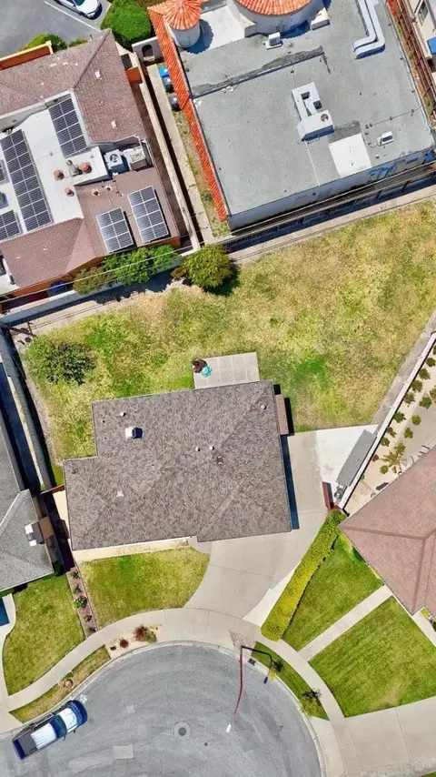 View/Area - 1102 San Marcos Dr, Salinas, CA 93901 photo 2 of 4