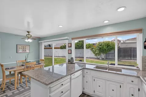 Kitchen - 1102 San Marcos Dr, Salinas, CA 93901 photo 2 of 3