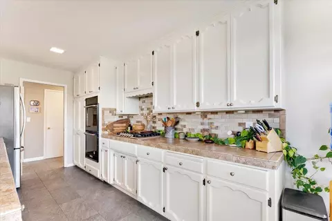 Kitchen - 5410 Baffy Ct, Soquel, CA 95073 photo 2 of 6