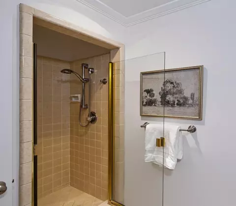 Bath - 4065 Cornwell Rd, Soquel, CA 95073 photo 4 of 6