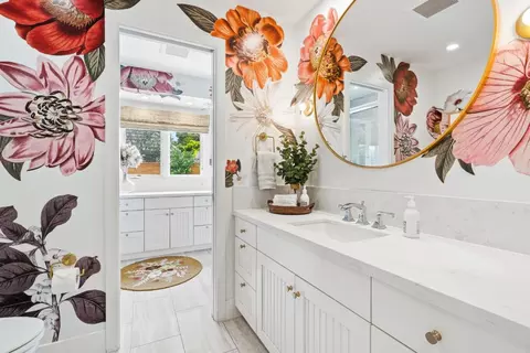 Bath - 2644 Walker Ave, Carmel, CA 93923 photo 4 of 4