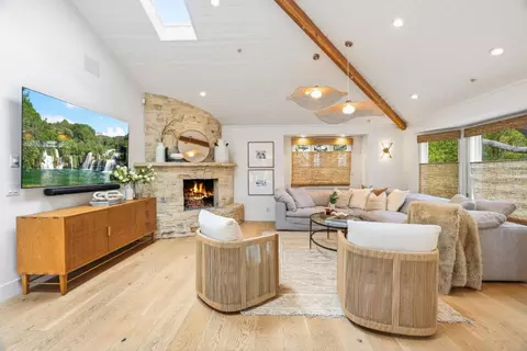 Living - 2644 Walker Ave, Carmel, CA 93923 photo 1 of 2