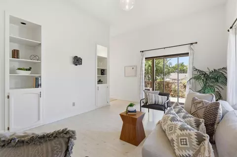 Living - 772 Helen Dr, Hollister, CA 95023 photo 4 of 6