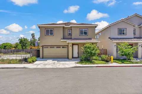 117 Bundeson Cir, Hollister, CA 95023