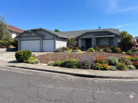 299 Lippizan Dr, Vallejo, CA 94591