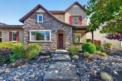 2213 Genoa St, Danville, CA 94506