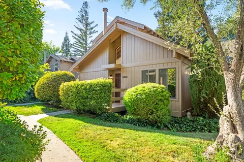 Exterior - 5904 Oak Ave, Carmichael, CA 95608 photo 4 of 4