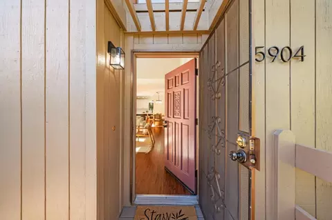 Entry Way - 5904 Oak Ave, Carmichael, CA 95608 photo 1 of 2