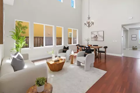 Living - 370 Klein Ave, Vallejo, CA 94592 photo 1 of 7