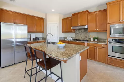 Kitchen - 370 Klein Ave, Vallejo, CA 94592 photo 2 of 5