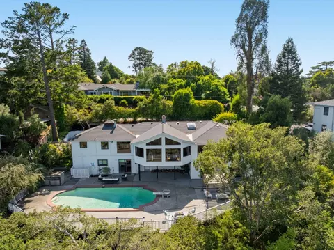 1407 Carlton Rd, Hillsborough, CA 94010