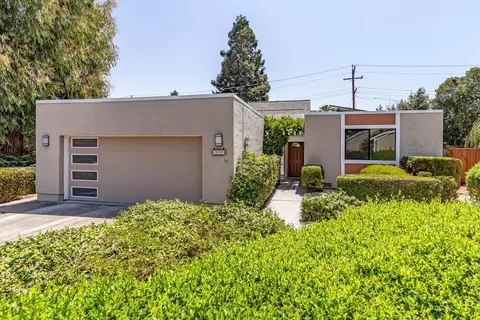 809 Runningwood Cir, Mountain View, CA 94040