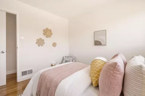 Bedroom - 201 Springdale Dr, Pacifica, CA 94044 photo 2 of 10