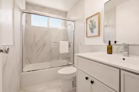 Bath - 201 Springdale Dr, Pacifica, CA 94044 photo 1 of 5