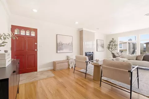Entry Way - 201 Springdale Dr, Pacifica, CA 94044 photo 1 of 1