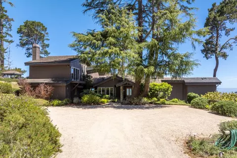 534 Aguajito Rd, Carmel, CA 93923