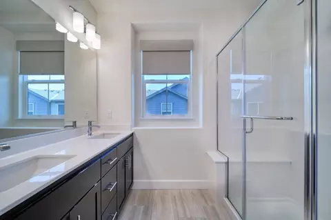 Bath - 1746 Pedrozzi Cmn, Livermore, CA 94551 photo 1 of 6