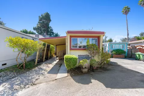 560 30th Ave 33, Santa Cruz, CA 95062