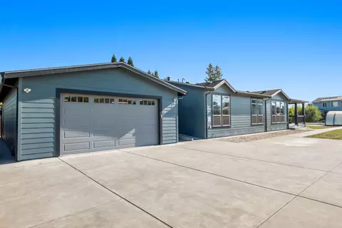 3521 Coffey Ln, Santa Rosa, CA 95403