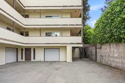 Exterior - 1409 Oxford St 5, Berkeley, CA 94709 photo 5 of 5