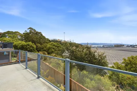 View/Area - 522 Seacliff Pl, Richmond, CA 94801 photo 2 of 2