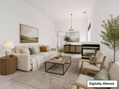 Living - 522 Seacliff Pl, Richmond, CA 94801 photo 1 of 4