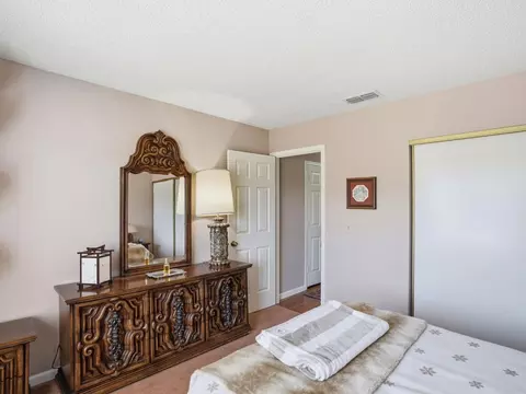 Bedroom - 231 Breezewalk Dr, Vallejo, CA 94591 photo 5 of 10