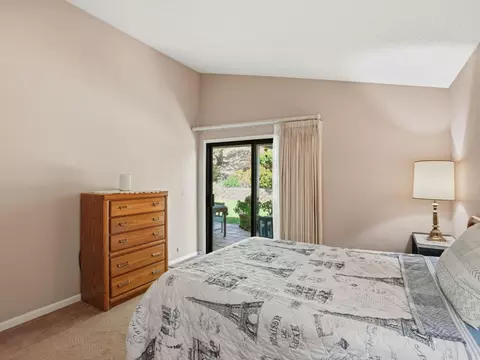 Bedroom - 231 Breezewalk Dr, Vallejo, CA 94591 photo 8 of 10