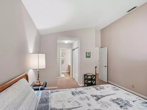 Bedroom - 231 Breezewalk Dr, Vallejo, CA 94591 photo 10 of 10