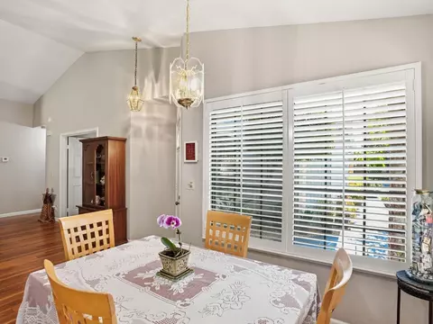 Dining - 231 Breezewalk Dr, Vallejo, CA 94591 photo 2 of 3
