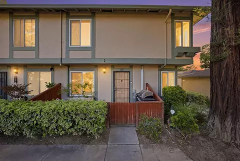 727 Balfour Dr, San Jose, CA 95111
